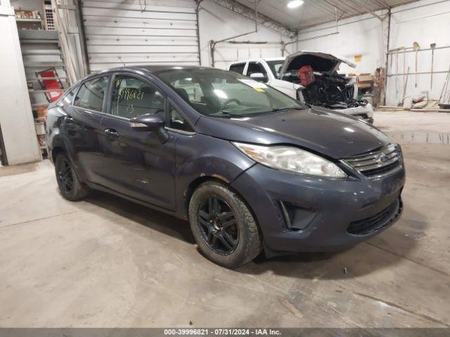  Salvage Ford Fiesta