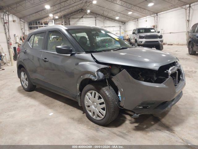  Salvage Nissan Kicks