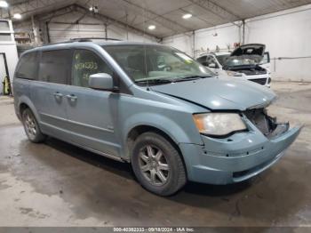  Salvage Chrysler Town & Country