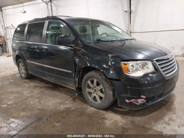  Salvage Chrysler Town & Country