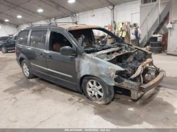  Salvage Chrysler Town & Country