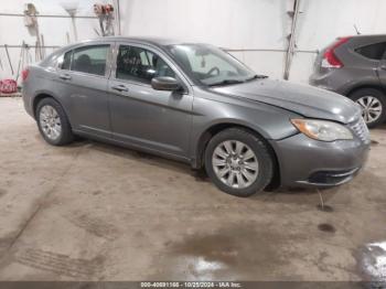  Salvage Chrysler 200