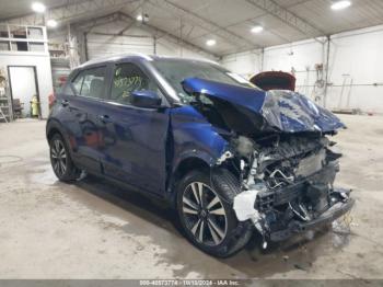  Salvage Nissan Kicks