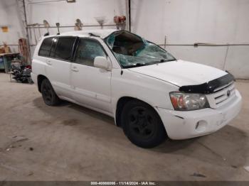  Salvage Toyota Highlander