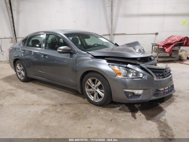  Salvage Nissan Altima