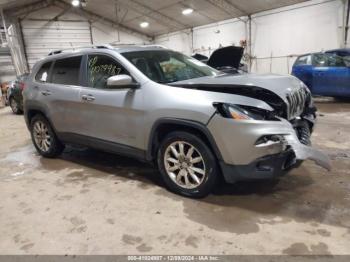  Salvage Jeep Cherokee