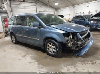  Salvage Chrysler Town & Country