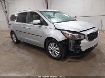  Salvage Kia Sedona