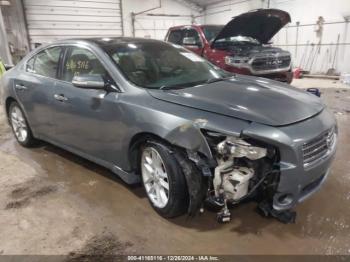  Salvage Nissan Maxima