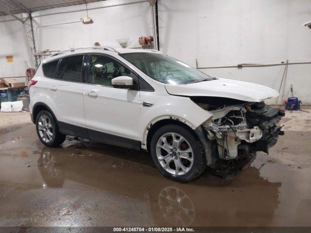  Salvage Ford Escape