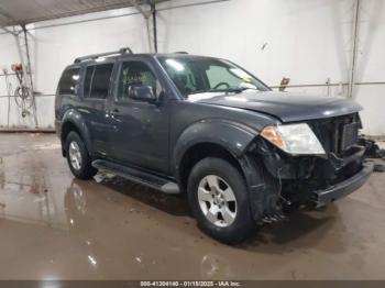  Salvage Nissan Pathfinder