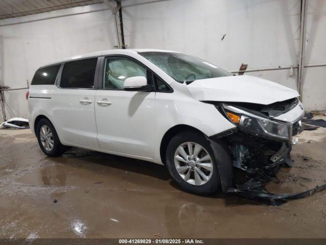  Salvage Kia Sedona