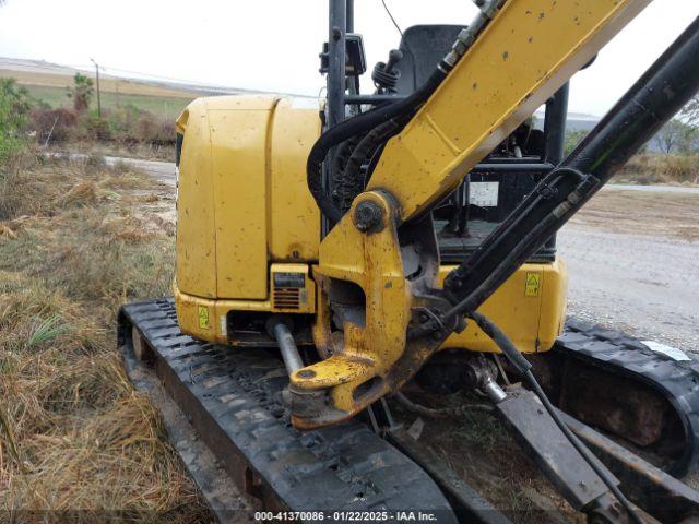  Salvage Caterpillar 305.5e2 Mini Excavator