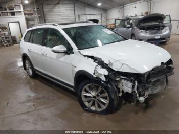  Salvage Volkswagen Golf