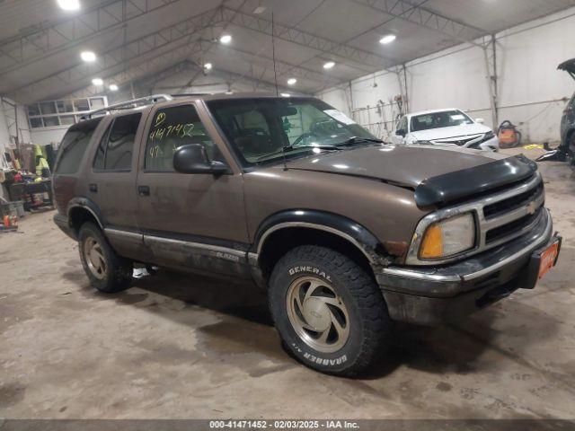  Salvage Chevrolet Blazer