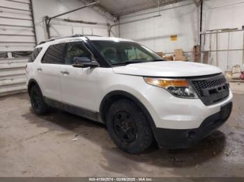  Salvage Ford Explorer