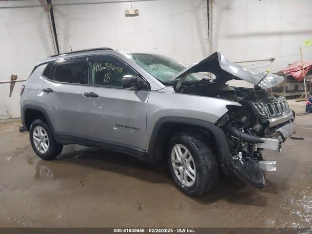  Salvage Jeep Compass