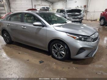  Salvage Kia Forte