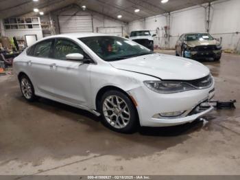  Salvage Chrysler 200