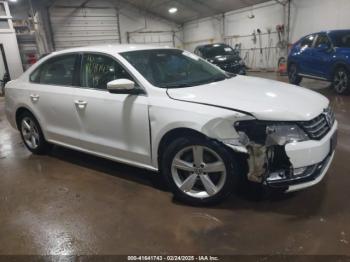  Salvage Volkswagen Passat