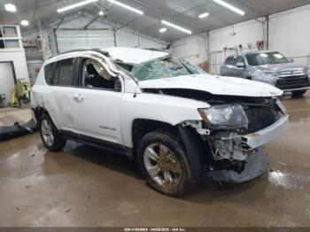  Salvage Jeep Compass