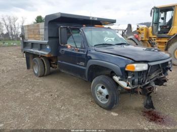  Salvage General Motors Sierra 3500 Chassis