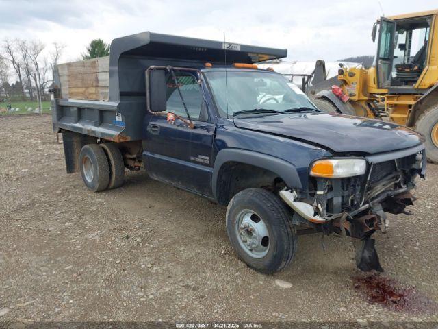  Salvage General Motors Sierra 3500 Chassis