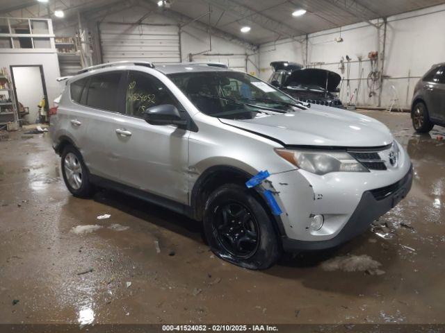  Salvage Toyota RAV4