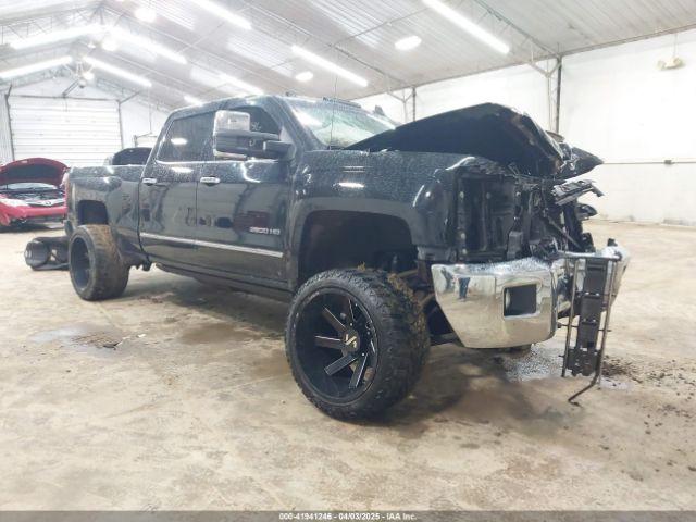  Salvage Chevrolet Silverado 2500