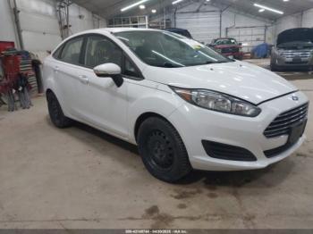  Salvage Ford Fiesta