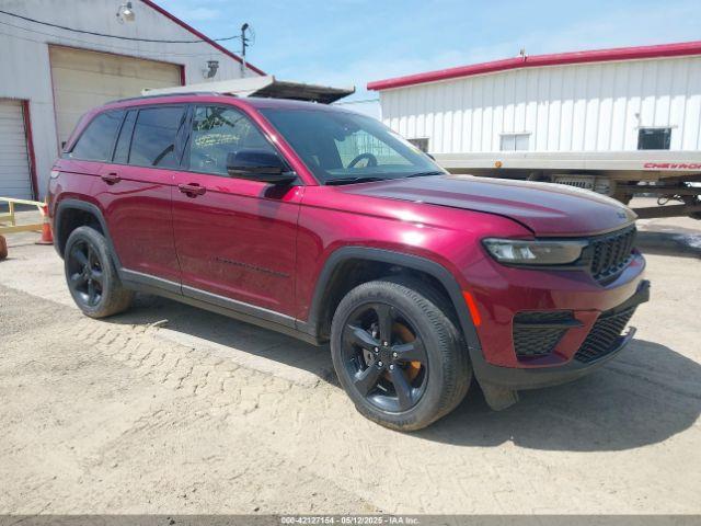  Salvage Jeep Grand Cherokee