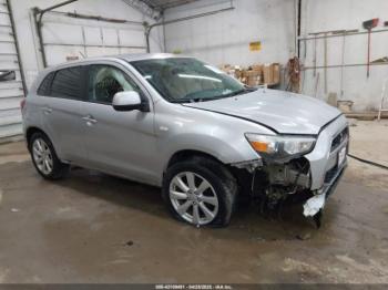  Salvage Mitsubishi Outlander