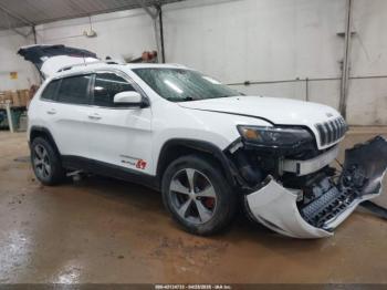  Salvage Jeep Cherokee