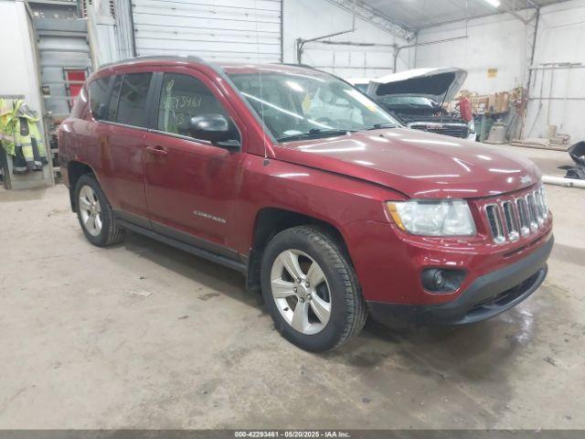 Salvage Jeep Compass