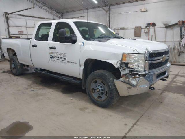 Salvage Chevrolet Silverado 2500