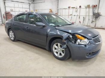  Salvage Nissan Altima