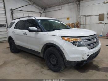  Salvage Ford Explorer