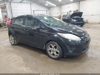  Salvage Ford Fiesta