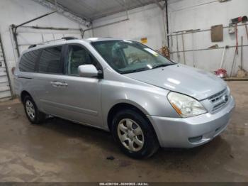  Salvage Kia Sedona