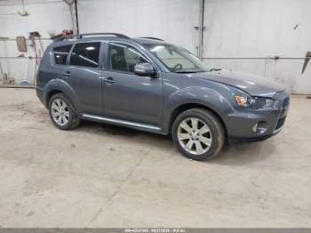  Salvage Mitsubishi Outlander
