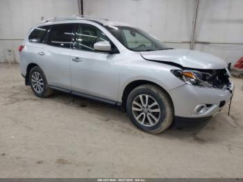  Salvage Nissan Pathfinder