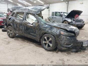  Salvage Jeep Cherokee