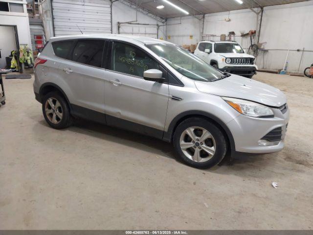  Salvage Ford Escape