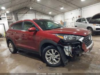  Salvage Hyundai TUCSON