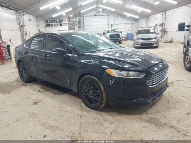  Salvage Ford Fusion