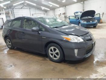  Salvage Toyota Prius