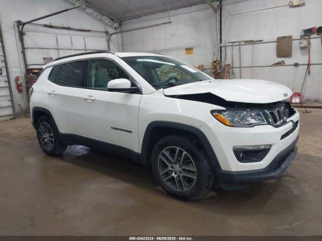  Salvage Jeep Compass