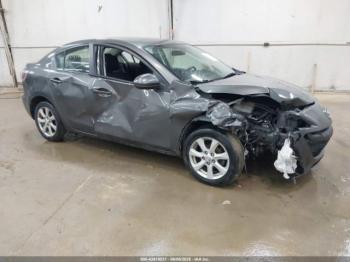  Salvage Mazda Mazda3