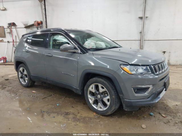  Salvage Jeep Compass