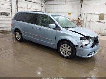 Salvage Chrysler Town & Country